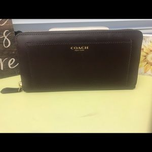 Brown Coach Crossgrain leather wallet